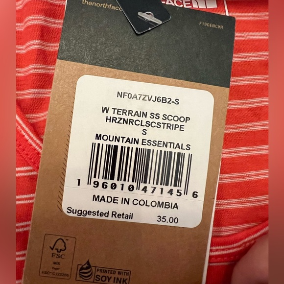 The North Face Womens Terrain Slim Fit striped short sleeved tee size SMALL NWT - Picture 7 of 8